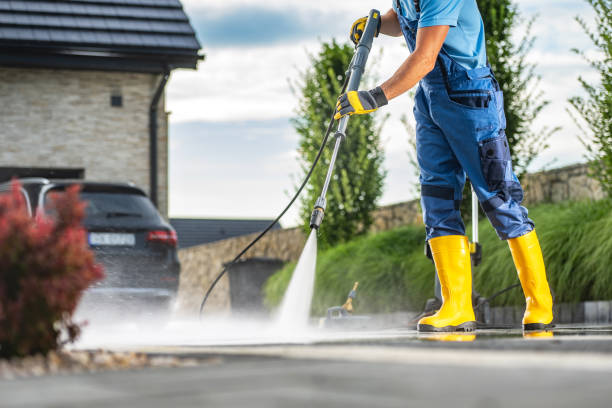 Professional Pressure Washing Services in Ensley, FL